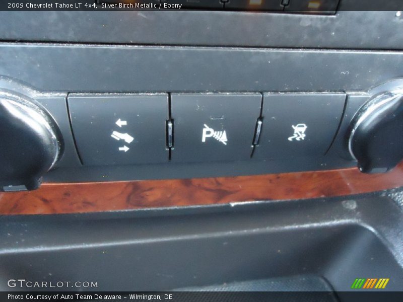 Silver Birch Metallic / Ebony 2009 Chevrolet Tahoe LT 4x4