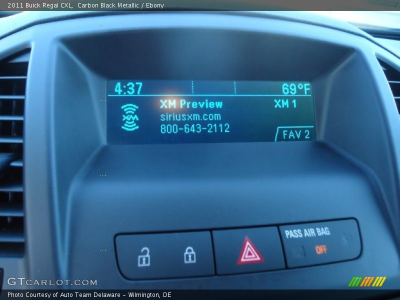 Carbon Black Metallic / Ebony 2011 Buick Regal CXL