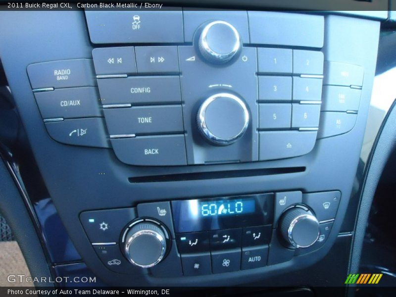 Carbon Black Metallic / Ebony 2011 Buick Regal CXL