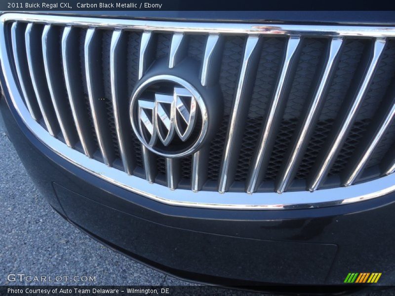 Carbon Black Metallic / Ebony 2011 Buick Regal CXL
