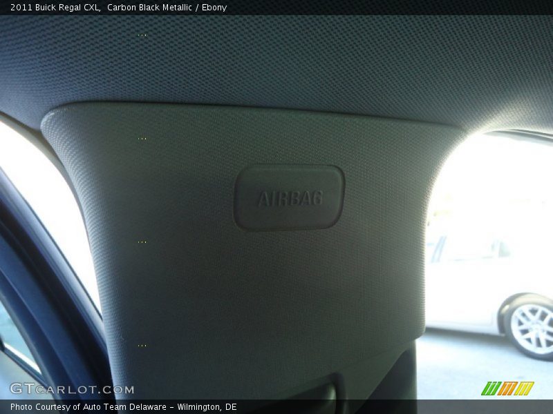 Carbon Black Metallic / Ebony 2011 Buick Regal CXL