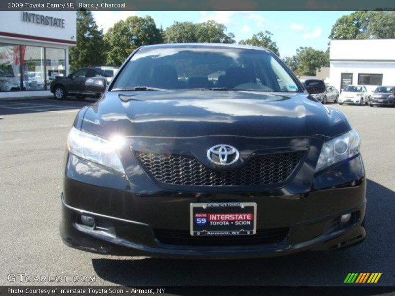 Black / Charcoal 2009 Toyota Camry SE