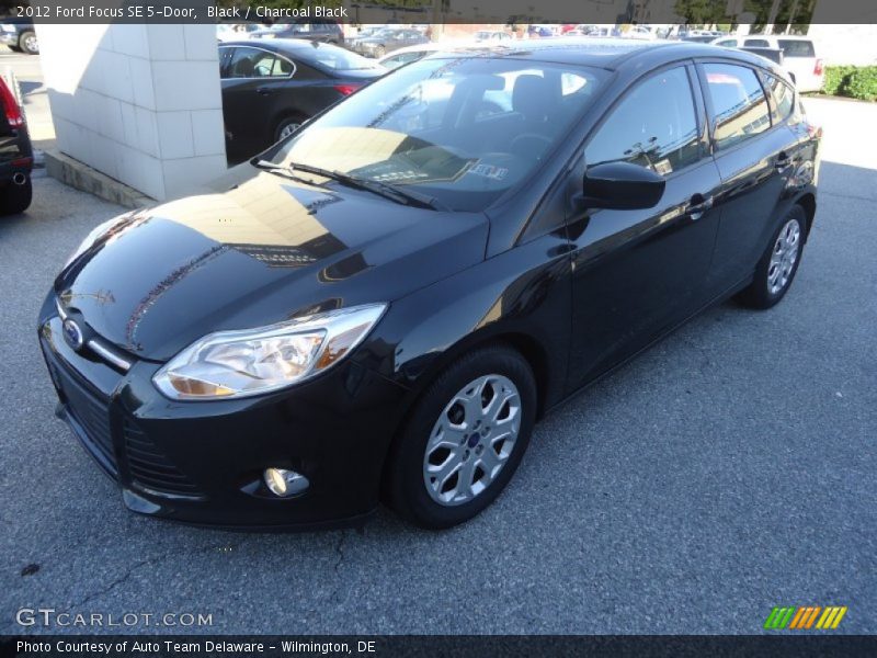 Black / Charcoal Black 2012 Ford Focus SE 5-Door
