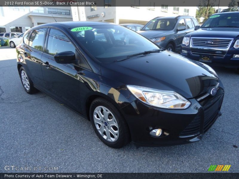 Black / Charcoal Black 2012 Ford Focus SE 5-Door