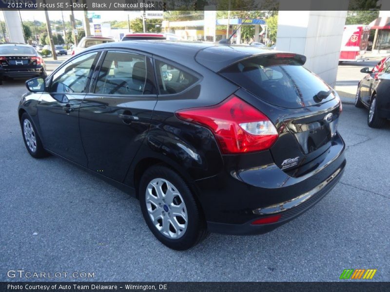 Black / Charcoal Black 2012 Ford Focus SE 5-Door