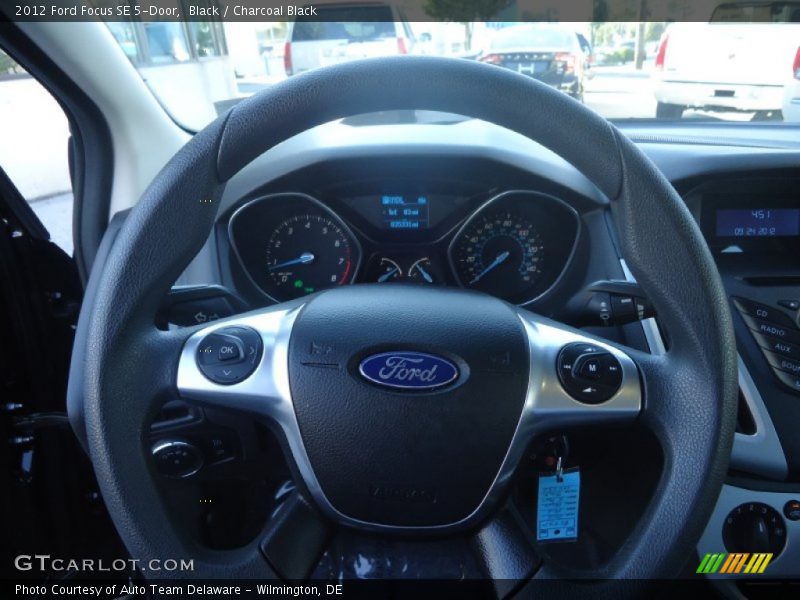 Black / Charcoal Black 2012 Ford Focus SE 5-Door