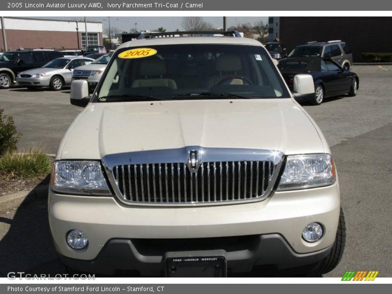 Ivory Parchment Tri-Coat / Camel 2005 Lincoln Aviator Luxury AWD
