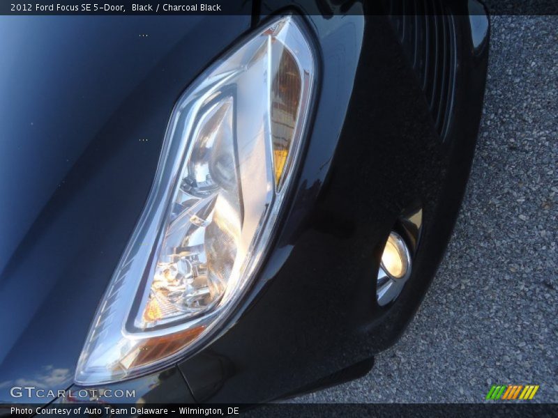 Black / Charcoal Black 2012 Ford Focus SE 5-Door