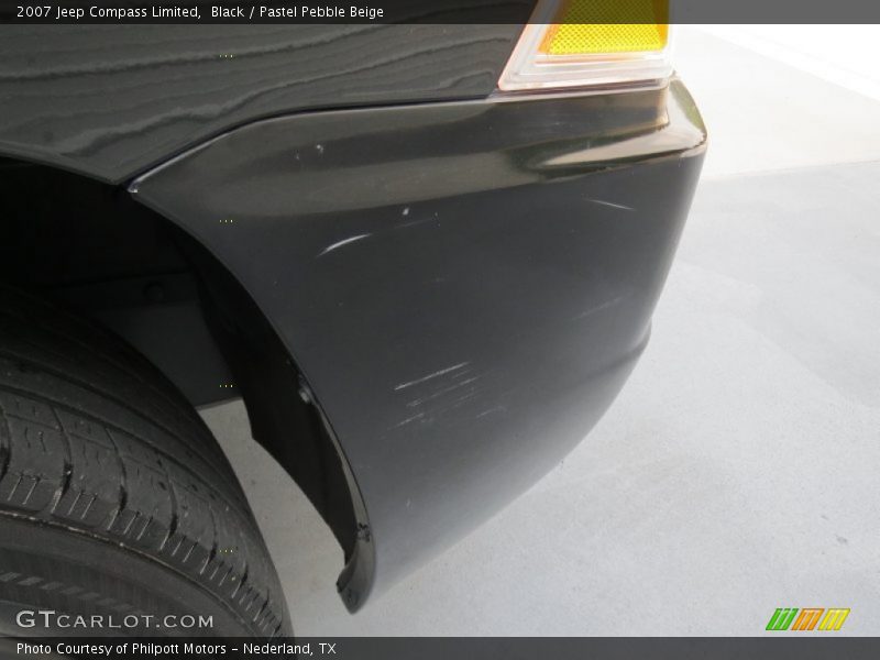 Black / Pastel Pebble Beige 2007 Jeep Compass Limited