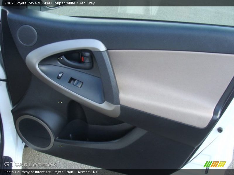Super White / Ash Gray 2007 Toyota RAV4 V6 4WD
