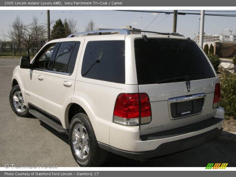 Ivory Parchment Tri-Coat / Camel 2005 Lincoln Aviator Luxury AWD