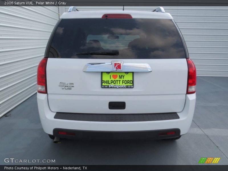 Polar White / Gray 2006 Saturn VUE