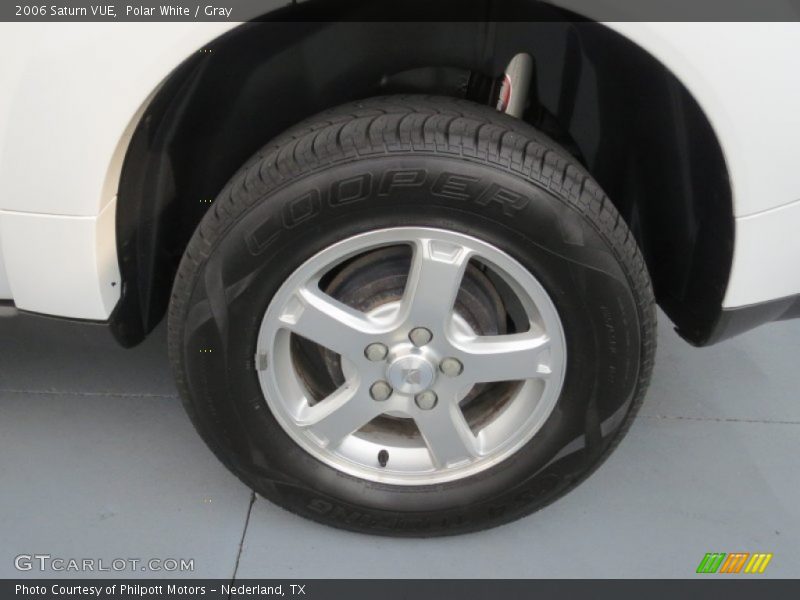 Polar White / Gray 2006 Saturn VUE