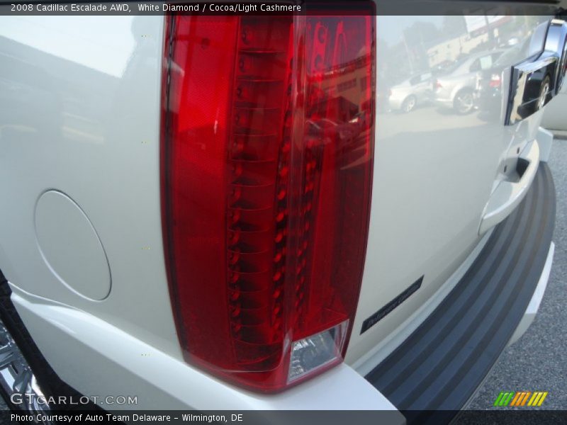 White Diamond / Cocoa/Light Cashmere 2008 Cadillac Escalade AWD