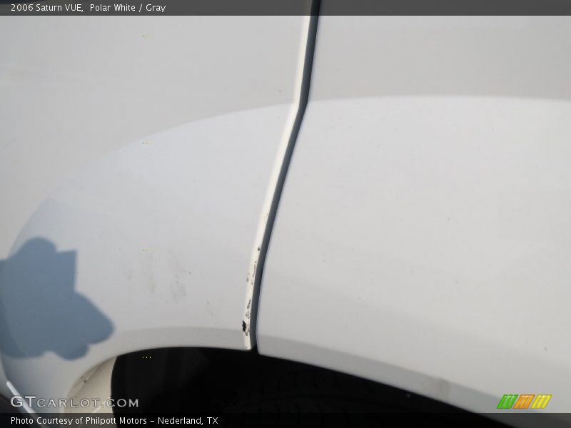 Polar White / Gray 2006 Saturn VUE