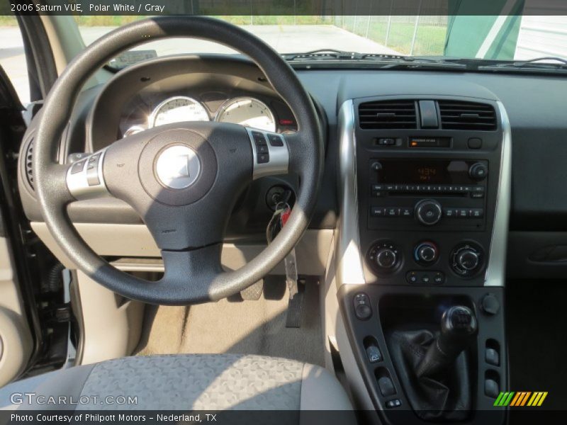 Polar White / Gray 2006 Saturn VUE