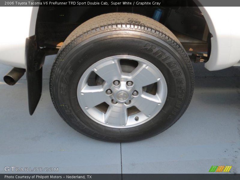 Super White / Graphite Gray 2006 Toyota Tacoma V6 PreRunner TRD Sport Double Cab