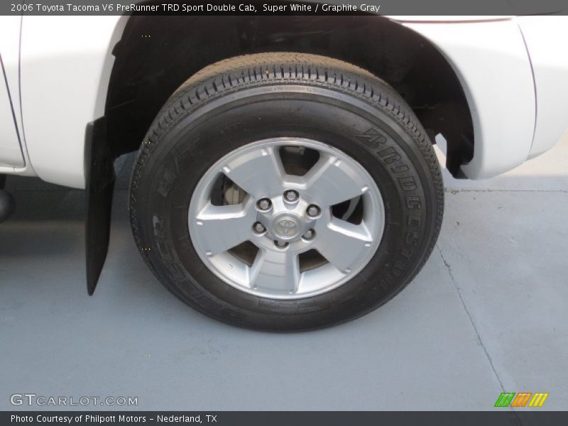 Super White / Graphite Gray 2006 Toyota Tacoma V6 PreRunner TRD Sport Double Cab