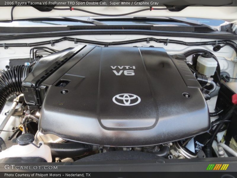 Super White / Graphite Gray 2006 Toyota Tacoma V6 PreRunner TRD Sport Double Cab