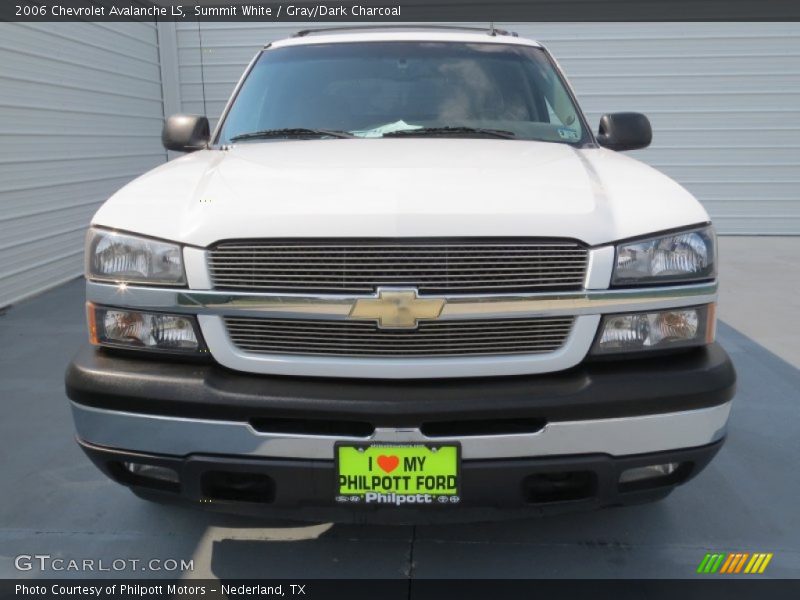 Summit White / Gray/Dark Charcoal 2006 Chevrolet Avalanche LS