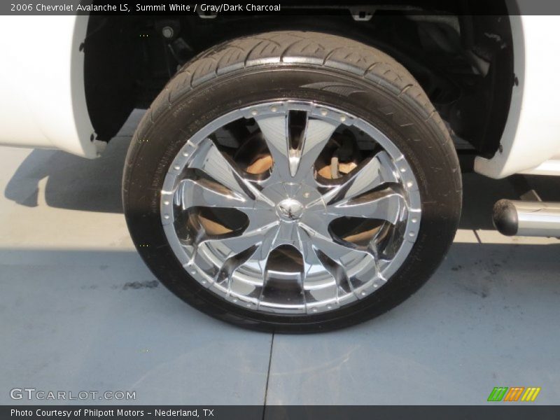 Summit White / Gray/Dark Charcoal 2006 Chevrolet Avalanche LS