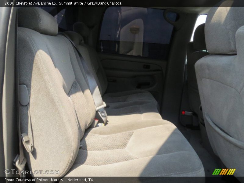 Summit White / Gray/Dark Charcoal 2006 Chevrolet Avalanche LS