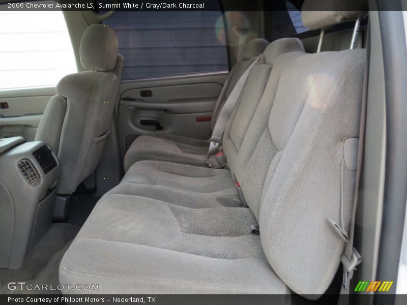 Summit White / Gray/Dark Charcoal 2006 Chevrolet Avalanche LS