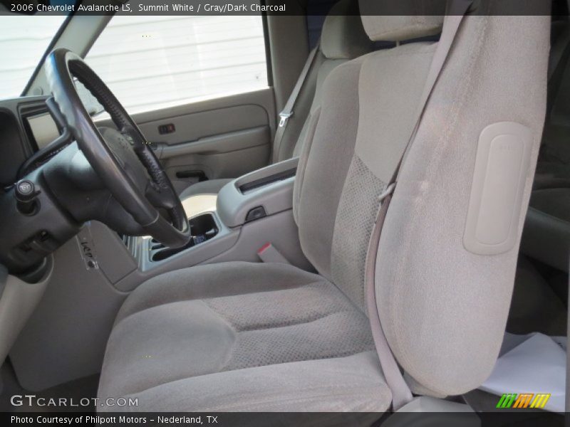 Summit White / Gray/Dark Charcoal 2006 Chevrolet Avalanche LS