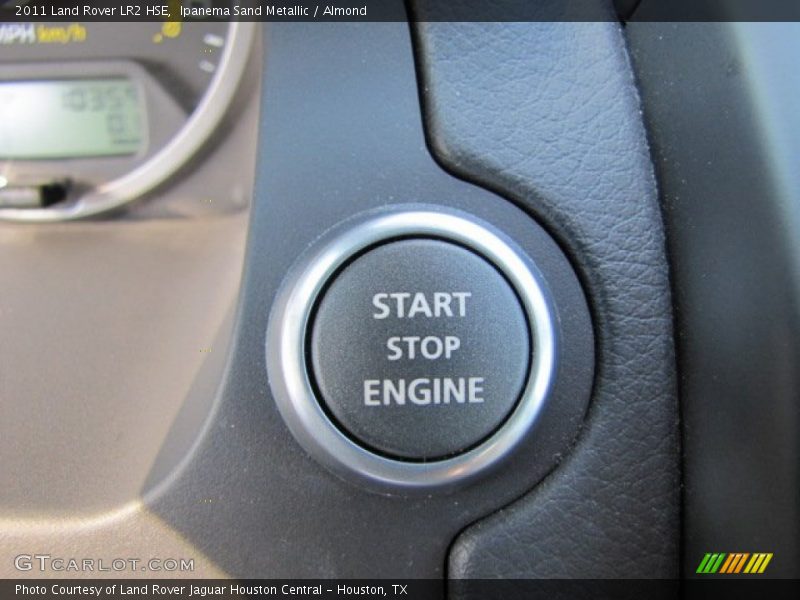 Ipanema Sand Metallic / Almond 2011 Land Rover LR2 HSE