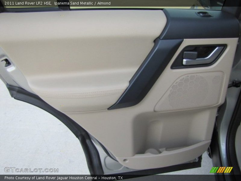 Ipanema Sand Metallic / Almond 2011 Land Rover LR2 HSE