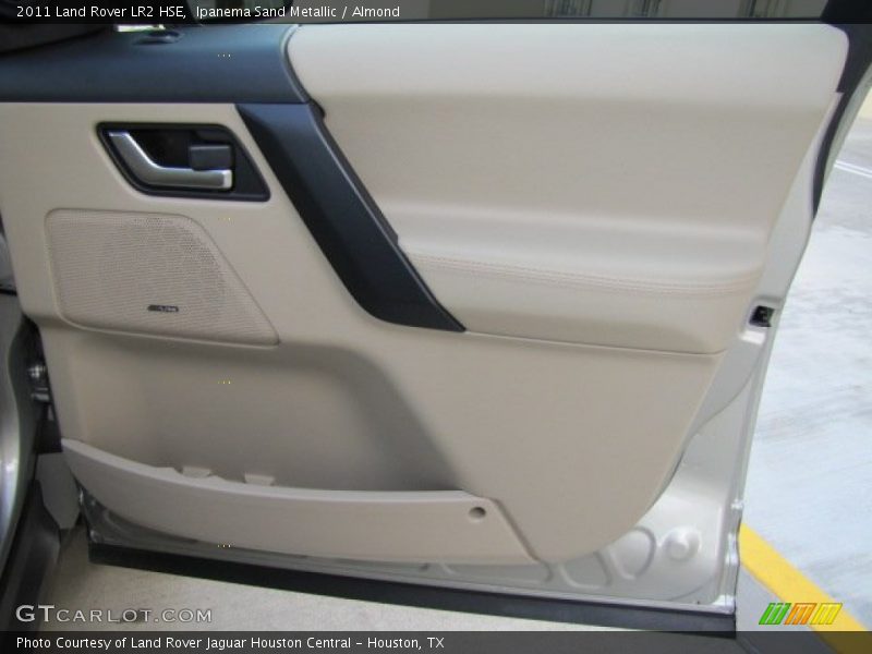 Ipanema Sand Metallic / Almond 2011 Land Rover LR2 HSE