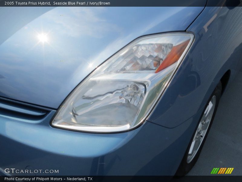 Seaside Blue Pearl / Ivory/Brown 2005 Toyota Prius Hybrid