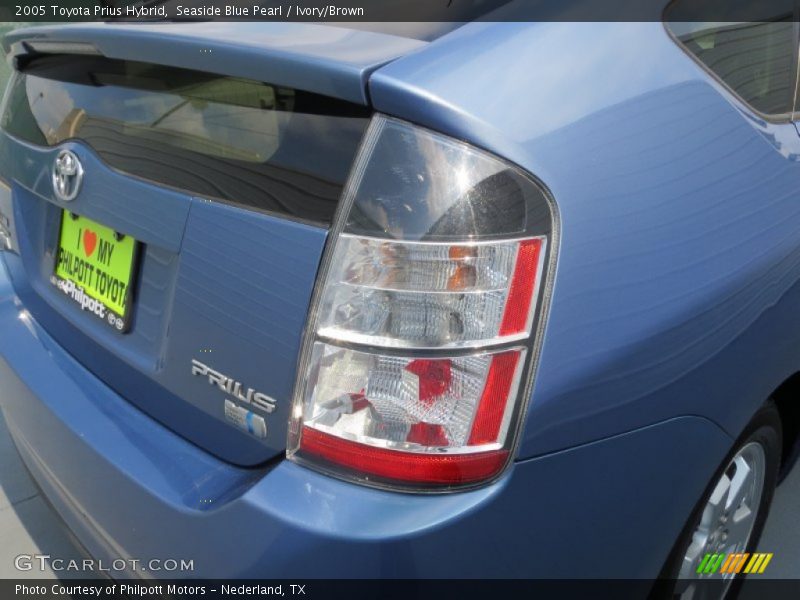 Seaside Blue Pearl / Ivory/Brown 2005 Toyota Prius Hybrid