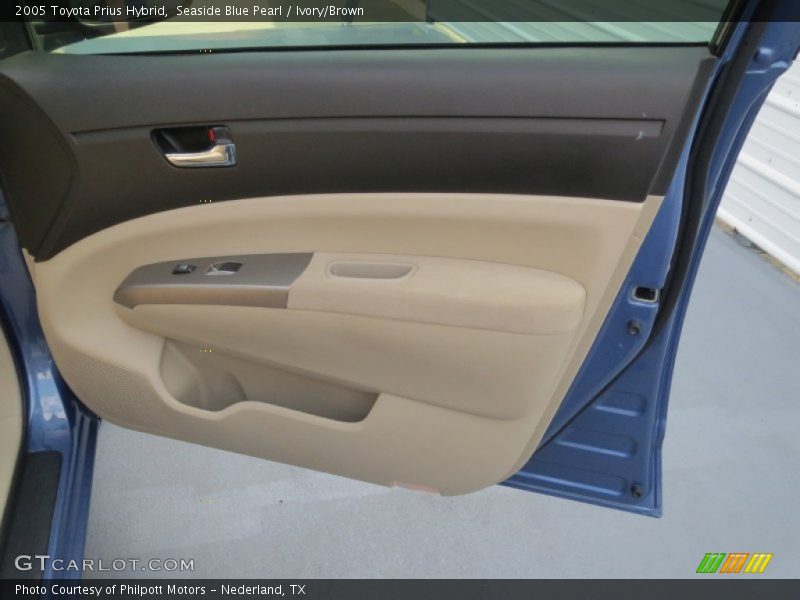 Seaside Blue Pearl / Ivory/Brown 2005 Toyota Prius Hybrid