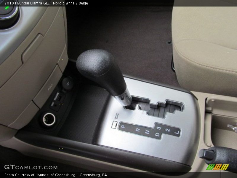 Nordic White / Beige 2010 Hyundai Elantra GLS
