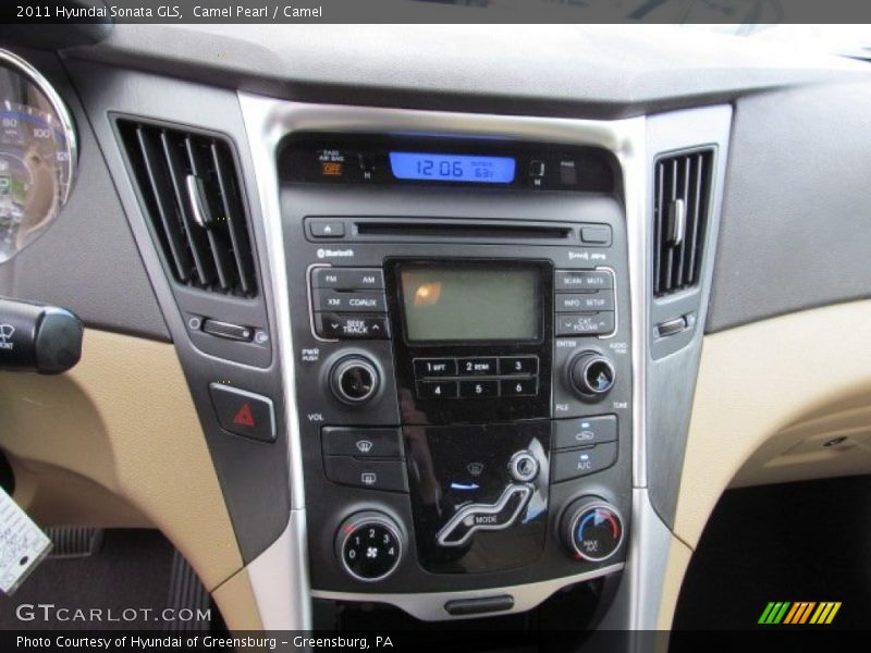 Camel Pearl / Camel 2011 Hyundai Sonata GLS