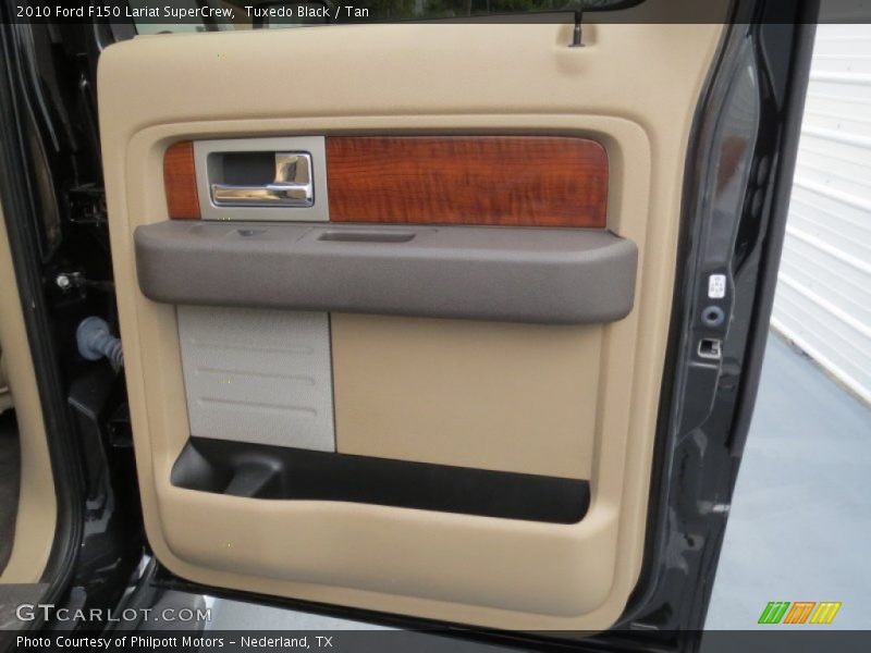 Tuxedo Black / Tan 2010 Ford F150 Lariat SuperCrew