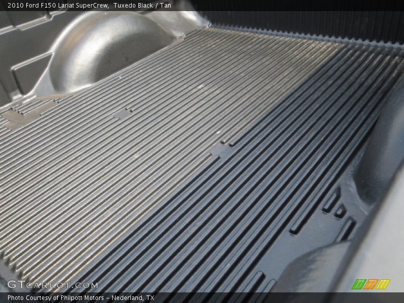 Tuxedo Black / Tan 2010 Ford F150 Lariat SuperCrew