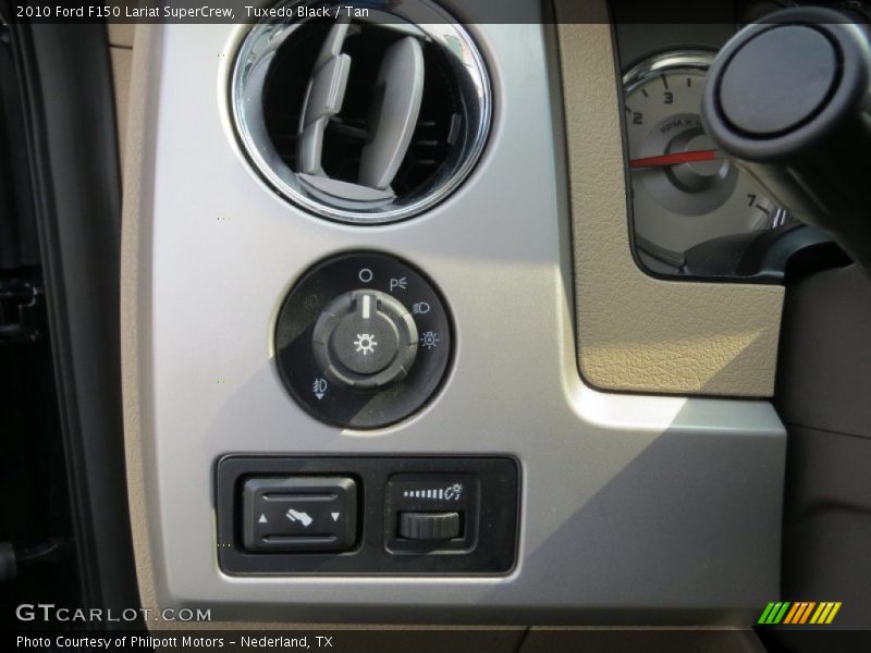 Tuxedo Black / Tan 2010 Ford F150 Lariat SuperCrew