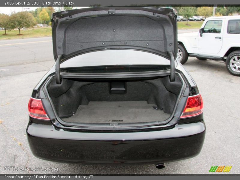 Black Onyx / Black 2005 Lexus ES 330