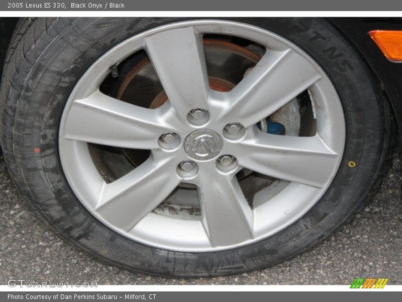Black Onyx / Black 2005 Lexus ES 330