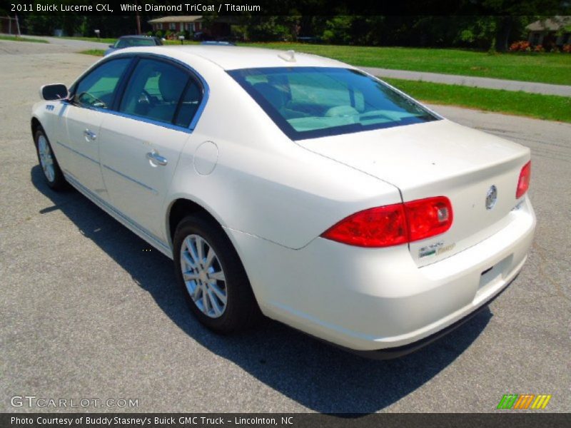 White Diamond TriCoat / Titanium 2011 Buick Lucerne CXL