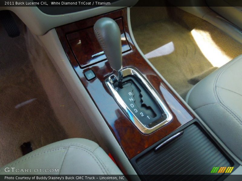 White Diamond TriCoat / Titanium 2011 Buick Lucerne CXL