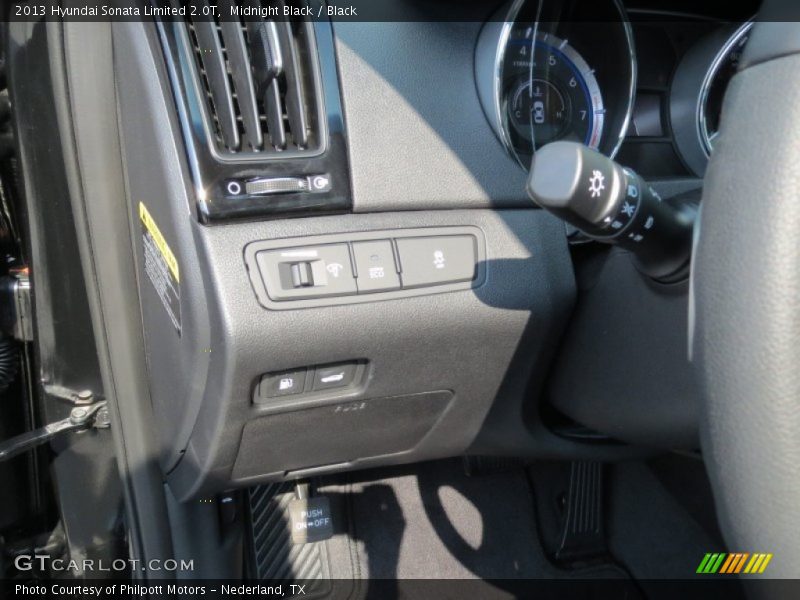 Midnight Black / Black 2013 Hyundai Sonata Limited 2.0T