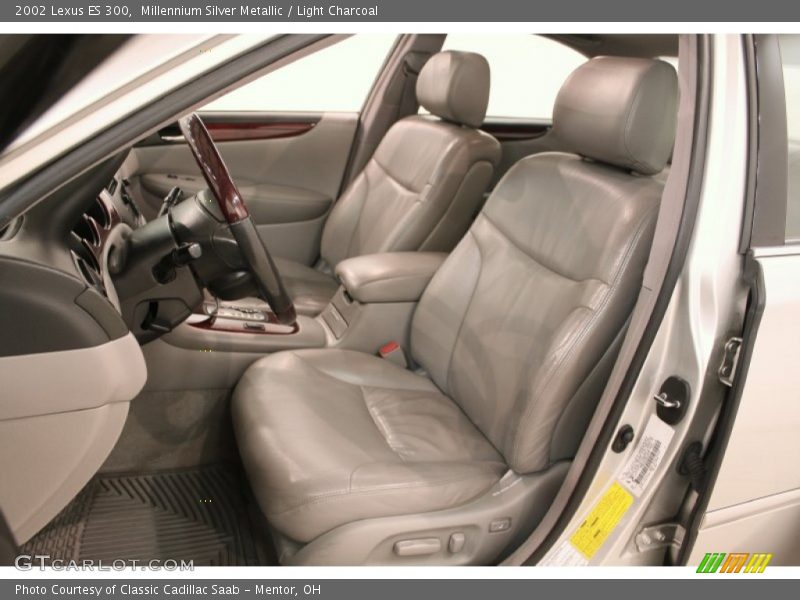 Millennium Silver Metallic / Light Charcoal 2002 Lexus ES 300