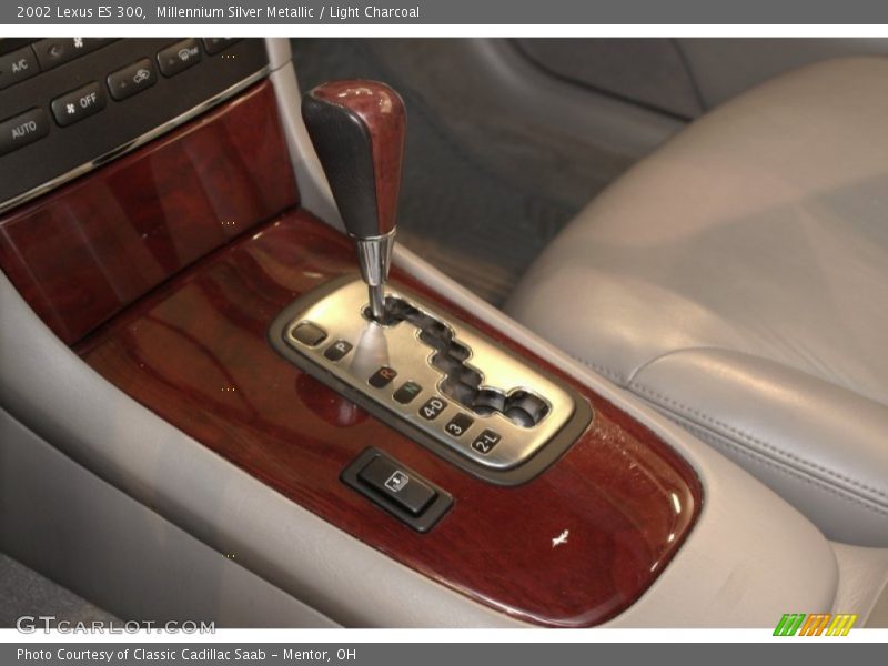 Millennium Silver Metallic / Light Charcoal 2002 Lexus ES 300