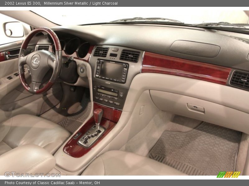 Millennium Silver Metallic / Light Charcoal 2002 Lexus ES 300
