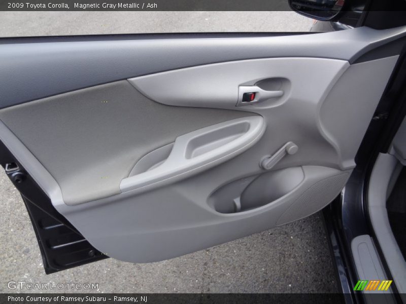 Magnetic Gray Metallic / Ash 2009 Toyota Corolla