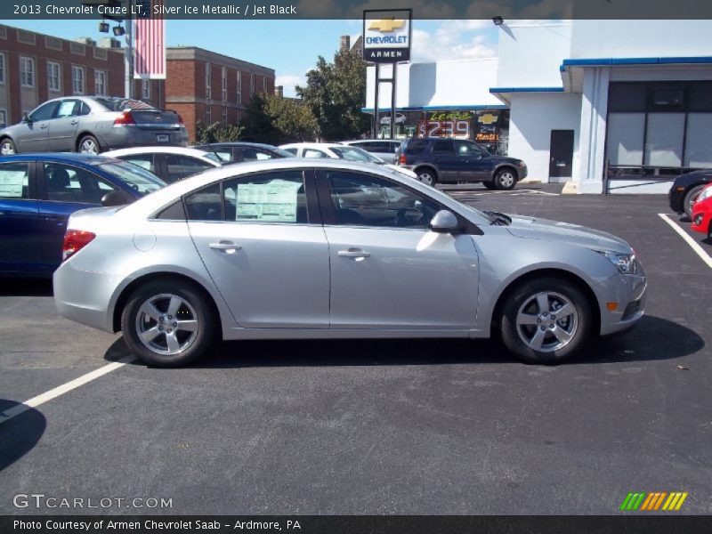 Silver Ice Metallic / Jet Black 2013 Chevrolet Cruze LT