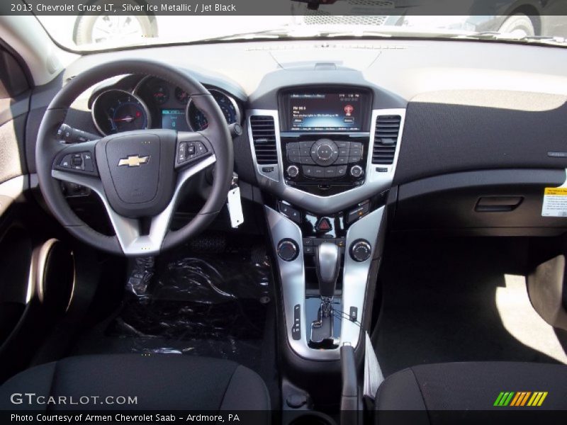 Silver Ice Metallic / Jet Black 2013 Chevrolet Cruze LT